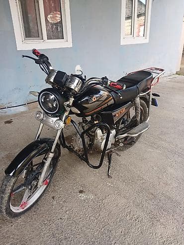 moto debilqe: Moon brand 50 sm3 — 3