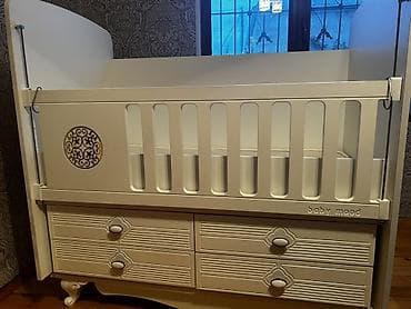 es guzgu: Oğlan və qız üçün, Dördbucaq, Beşik, Dəstsiz, Matrassız, Yellənmə mexanizmsiz — 1