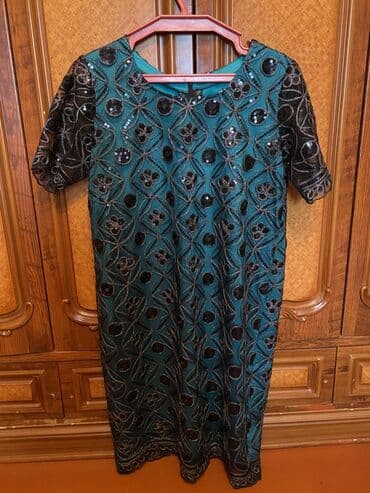 hicabli xanimlar ucun ziyafet geyimleri: Ziyafət donu, Midi — 1