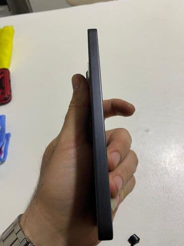 redmi not 10 c: Redmi not 13 smartfon - Arxa kamera: 108 MP əsas kamera (üçlü modul — 8