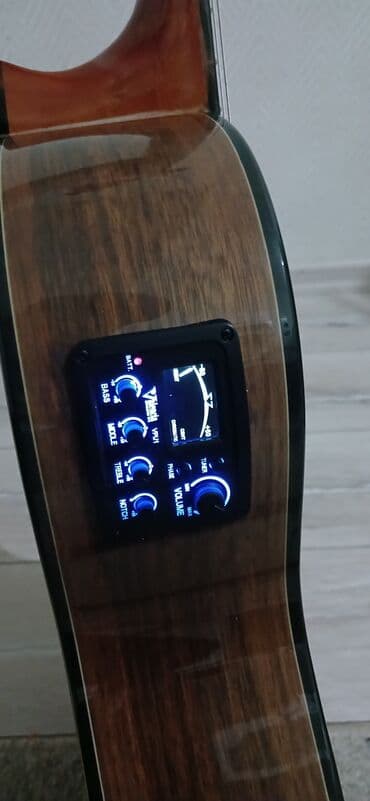 tuner satilir: Klassik gitara, Yeni, Pulsuz çatdırılma — 2