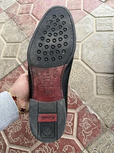 qadın geyimi: Kişi mokasinləri – 2 cüt 1) Qara dəri mokasin - Yumşaq, teksturalı — 7