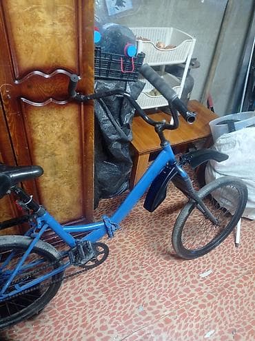 Şəhər tipli velosiped - Rəng: mavi (qara detallar) - Çərçivə: alçaq