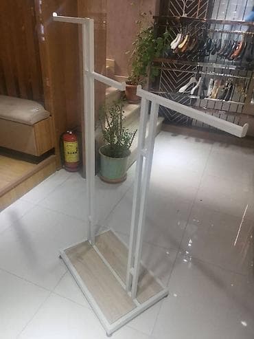 taxta asilqan: Asılqan, paltar asılqanı, orta stend Vitrin aksessuarları Məhsul — 3