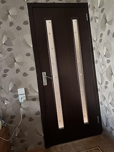 Qonaq otağı üçün İşlənmiş Otaq qapısı Çərçivə ilə, Zəmanətsiz, Ödənişli quraşdırma, Ödənişli çatdırılma, Rayonlara çatdırılma, Ünvandan götürmə — 2