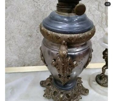 qedimi divar saatlari: Antik kerosin lampası — 2