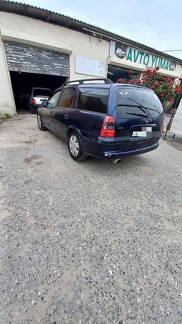 opel astra 1998: Opel Vectra: 2 l | 1998 il 145000 km Universal — 4