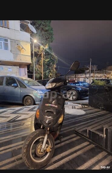 Salam moped təcili pula ehtiyac var bu qiymətə satılır heç bir — 1