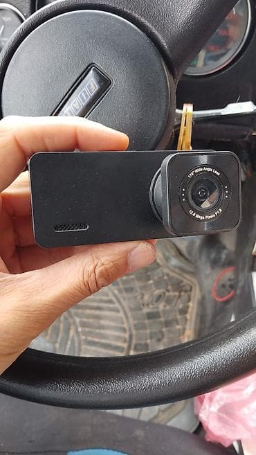 maped kreditle: Video qeydiyyatci wifi ve gps funksiyasida var 
Sureti gosterir — 3