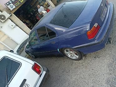 BMW 3 series: 1.8 л | 1991 г. Седан — 3