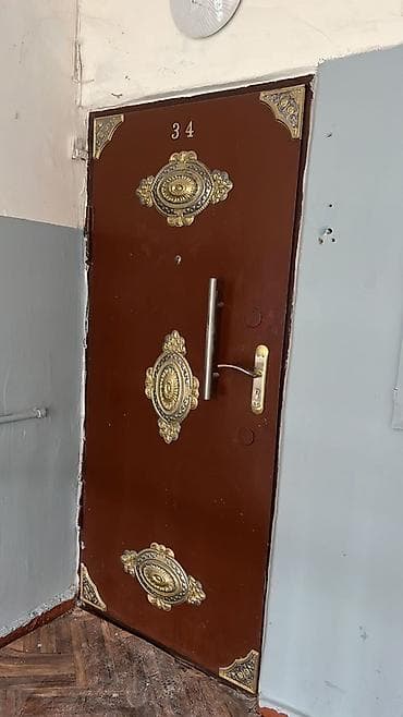 Tecili satilit!!! Dəmir giriş qapısı - Material: möhkəm metal/dəmir