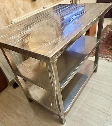 - Paslanmaz polad (Nerjaveyka)(inox) İş Masası - 3 Səthli (2 Rəf)