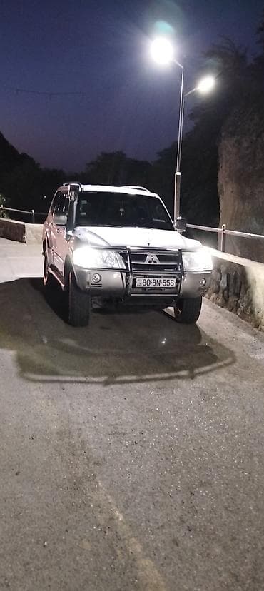 aftamabiler: Mitsubishi Pajero: 3.5 l | 2003 il 179000 km Ofrouder/SUV — 10