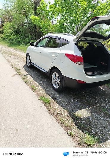 Avtomobil satışı: Hyundai ix35, ağ rəngli, 5 yerlik kompakt SUV. Mühüm xüsusiyyətlər: - — 1