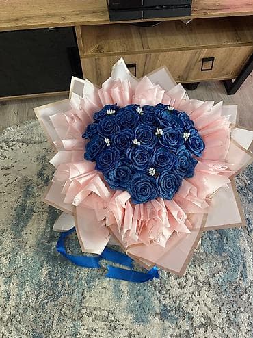 suni gül buketi: Urek formali zerli gul buketi 35azn sifarisle — 2