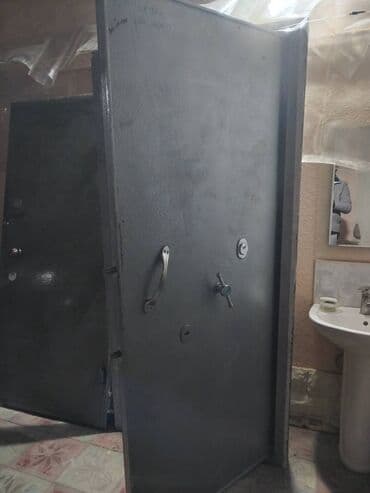 işlenmiş ev qapilari: Bunker qapıları — 2