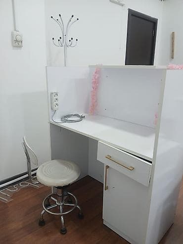 bel çantaları: Resepşin + udilnitel.hamsi birlikde 55 azn. cemi Stul 30 azn. Unvan — 1