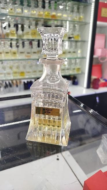 louis vuitton ətir: Ətir yerine təcrübəli satıcı axtarılır — 1