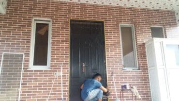 кафель метлах: Xidmət: Kafel-metlax və fasad işləri Təsvir: - Hamam, sanitar — 30