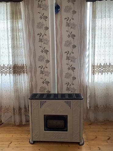 Buzovna
İran sobası işlək vəziyyətdə 
Borularıyla bərabər satılır