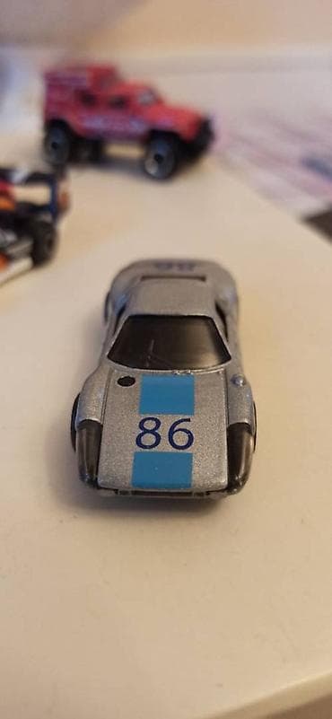model: Hotwheels və Matchbox modelleri
1/64 — 5
