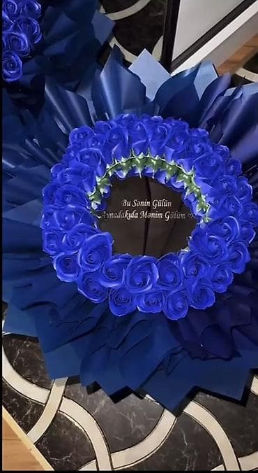 Digər bitkilər: 8 Marta özəl gül buketləri - Kampaniya: 51 gül – 30 AZN | 101 gül – — 3