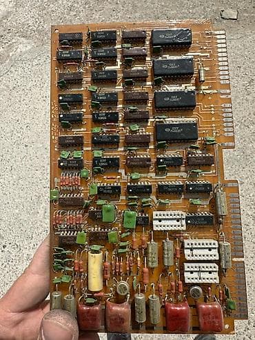 ikinci el komputer satisi: Aliram yaxsi qiymetlere Kohne platalar kohne Radiya Vidyo Televizor — 8