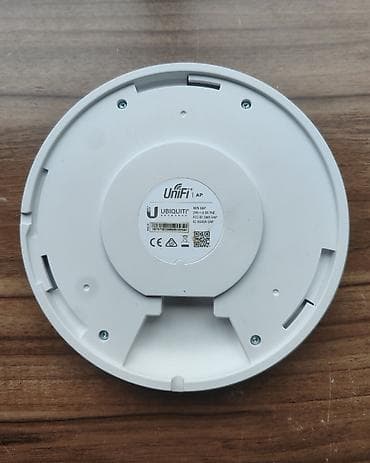 modem satilir: Ubiquiti UniFi AP 300Mbps 2.4GHz + PoE Adapter və Ethernet Kabeli — 3