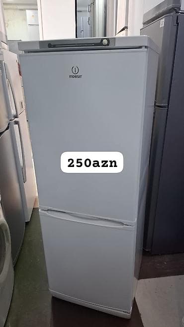 sac satişi: 2 qapılı Indesit Soyuducu Satılır, rəng - Ağ — 1