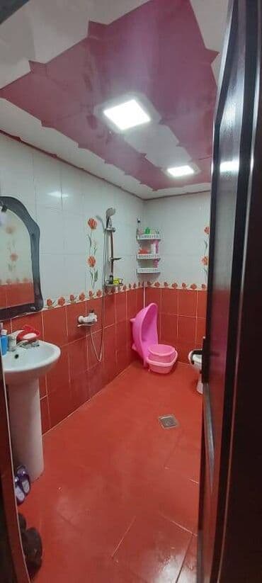 ağ şeher evler: Bakıxanov qəs., 2 otaqlı, Yeni tikili, m. Qara Qarayev, 80 kv. m — 9