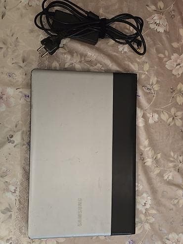 samsung notbuk: Samsung 300E seriyalı noutbuk Salam samsung notebook satlır Windovs 7 — 4