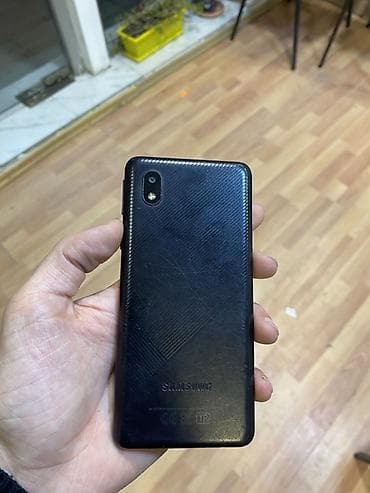 simler: Samsung Galaxy A01 Core, rəng - Qara, İki sim kartlı — 2