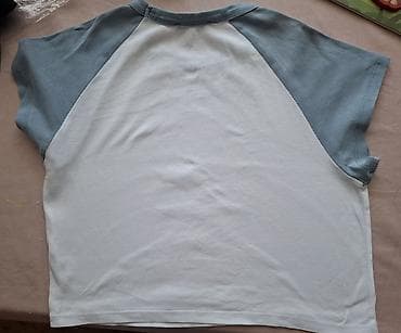 ağ futbolka: Trendyol qısaqol qadın T‑şərfi - Model: Raglan üslublu, kontrast qol — 2