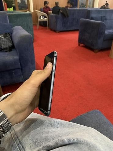 Elektronika: IPhone 11, 128 GB, Qara, Zəmanət, Simsiz şarj, Face ID — 4