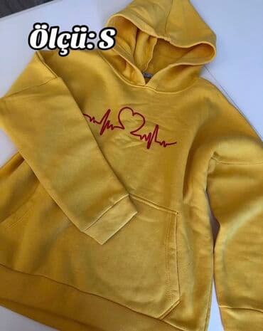 krasofkalar qiz ucun instagram: Hoodie kolleksiyası - Model 1: Sarı hoodie, ön hissədə qırmızı ürək — 1