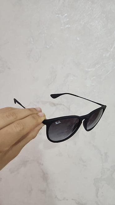 Zərgərlik əşyaları: Gün eynəyi, Ray-Ban — 3