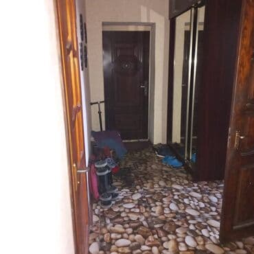 məhlə evi: Bakı, Bakıxanov qəs., 3 otaqlı, Köhnə tikili, 80 kv. m — 7