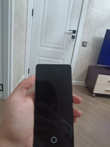 Digər mobil telefonlar: Hec bir problemi yoxdur adapturuyla birlikte verilir real aliciya — 4