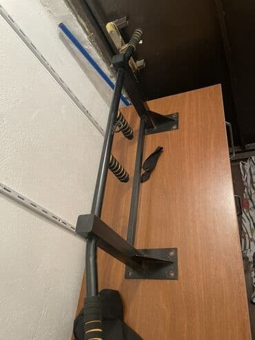 İncəsənət və kolleksiyalar: Divar üçün turnik - Material: qalın divarlı polad profil və boru — 2