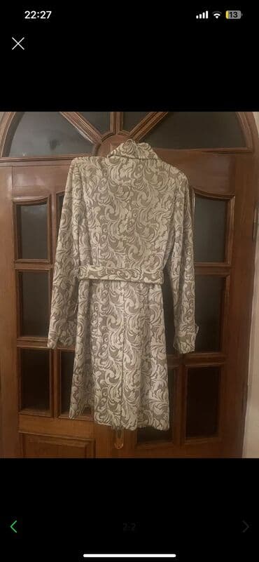 женские трикотажные туники: Плащ в отличном состоянии — 2