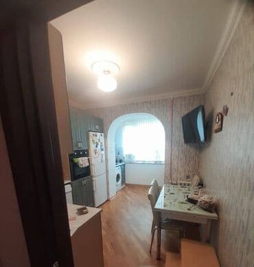 evlər bakı: Bakı, Qaraçuxur qəs., 4 otaqlı, Köhnə tikili, 100 kv. m — 10