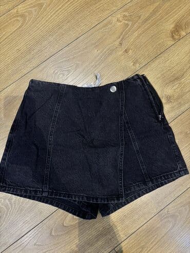 Dəstlər, kostyumlar: Şort, Stradivarius, M, rəng - Qara — 1