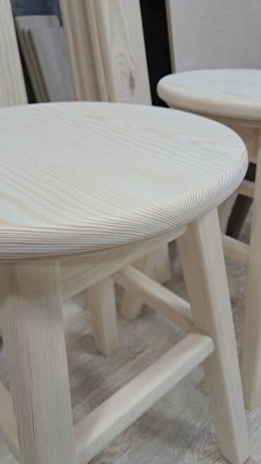 taxta yonan aparat: Taxta taburetlər. Xüsusi zövq və keyfiyyətdə yıgılır. Əl işidir. Yük — 7