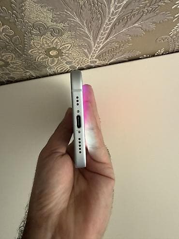 IPhone 15, 128 GB, White Titanium — 3