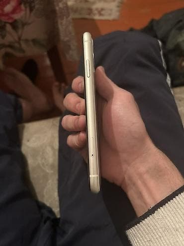 iphone 11 batarya: IPhone 11, 64 GB, Gümüşü, Face ID — 2