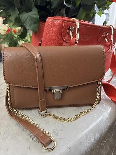 Heç istifade olunmayib ! Qadın çiyin/çapraz çanta - Rəng: karamell