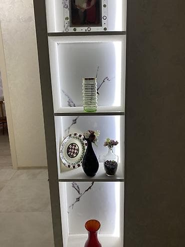 tekerden gul qabi: Bir vaza — 3
