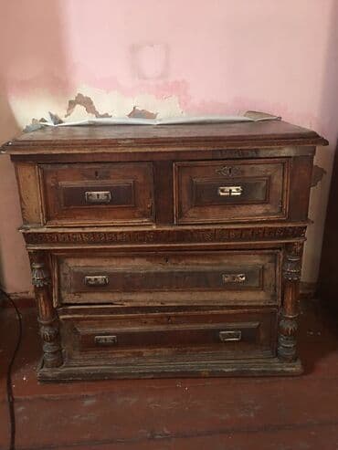 qoz bişiren: Komod+bufet, 135 il yaşı var, qoz agacdan — 3
