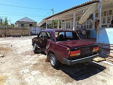 07 satsi: VAZ 2107 sedan – ehtiyat hissələri üçün - Kuzov: tünd bordo rəng, 4 — 5