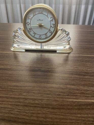 антикварные часы настенные: Taxta korpuslu, retro üslubda dizayn edilmiş masa saatı. Roma — 7